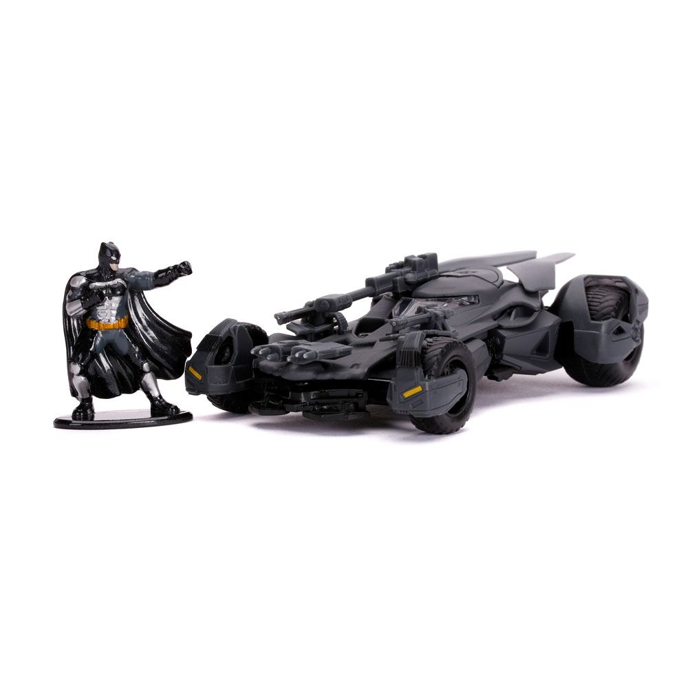 Justice League Hollywood Rides Diecast Model 1/32 Batmobile with Figure