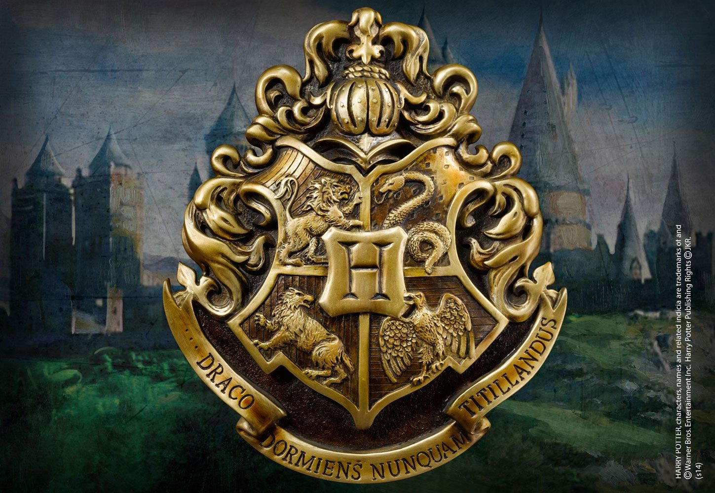 Harry Potter Wall Art Hogwarts School Crest 28 x 31 cm